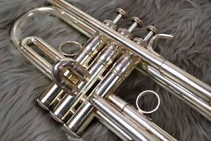 YAMAHA YTR-8335UGRS Used Trumpet  w/ Hard case