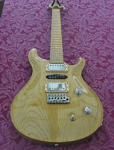 PRS SWAMP ASH SPECIAL -  A USA CLASSIC, USED BUT NEVER ABUSED AND A GREAT PLAYER