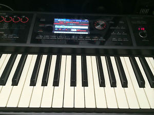 Roland FA-08 88-key Keyboard Workstation weigthed keys , MINT , USB  //ARMENS.