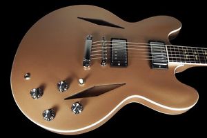 Guitare XOX The Handle avec vibrato