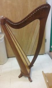 EMS Ashley Harp TM, 31 Strings by Roosebeck