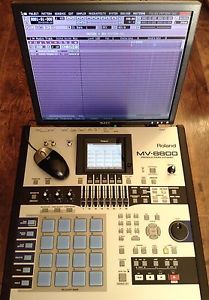 Roland MV-8800 Sampler / Drum Machine
