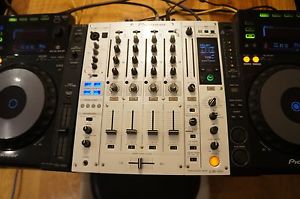 Pioneer DJM-850 W Professional DJ Mixer White Edition, Very Good condition