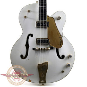 VINTAGE GRETSCH COUNTRY CLUB ELECTRIC GUITAR
