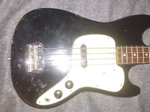 Vintage American 1973 Fender Music Master bass