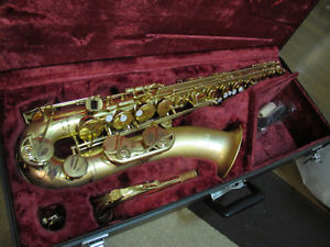 YTS-24 tenor sax YAMAHA with hard case