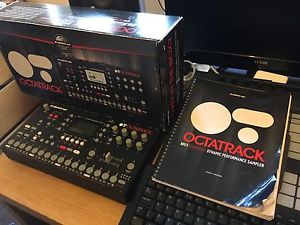 Elektron Octatrack DPS-1 8-track Digital Performance Sampler + 5 sample packs