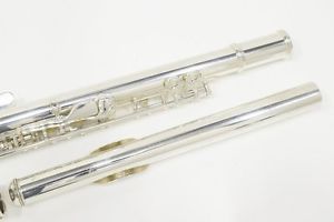 YAMAHA YFL-311 Used Flute  w/ Hard case