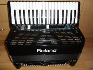 FISARMONICA ROLAND FR3X BK EX DEMO ESPOSIZIONE CON GARANZIA + CUSTODIA ROLAND