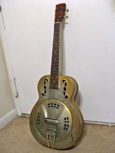 Ca. 1936 Old Kraftsman (Dobro) M-32 "fiddle edge" duco finish