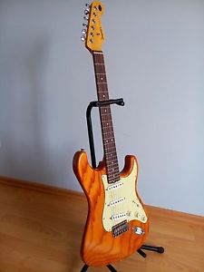 Custom Stratocaster Ingvarr Custom Guitars