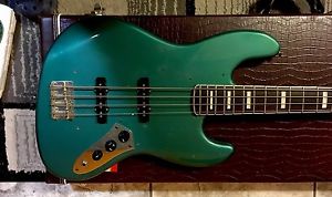 Fender Jazz Bass Made / Crafted in Japan