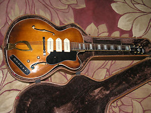 VINTAGE GUILD X350 1953 PRO PLAYERS AX