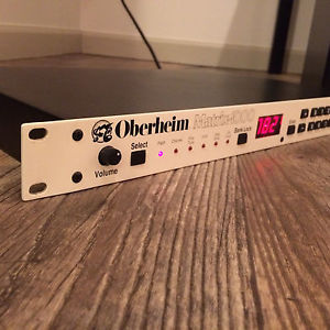 Oberheim Matrix-1000 Synthesizer (White)