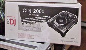 Pioneer CDJ-2000 DJ Turntable 100% Working - Low Hours w/ original BOX