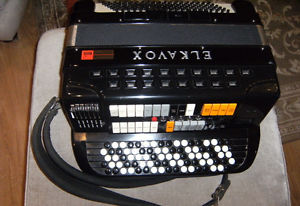VERY RARE ELKAVOX 77 Accordion Keyboard Piano 120 Bass
