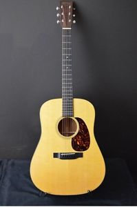 Martin D-18 Natural w/hard case Free shipping Guiter Bass From JAPAN #A2673