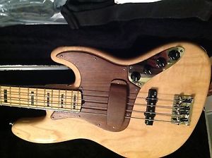 Fender American Deluxe Jazz Electric Bass Guitar