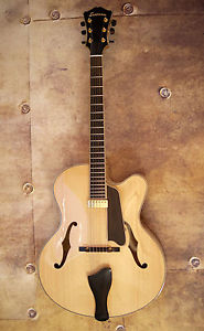 Eastman AR910CE - Archtop Jazz Gitarre