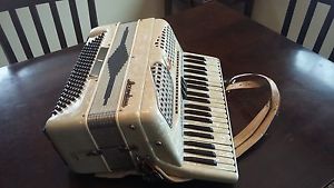 Accordiana Accordion model 306
