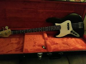 Fender American Standard Jazz Electric Bass Guitar