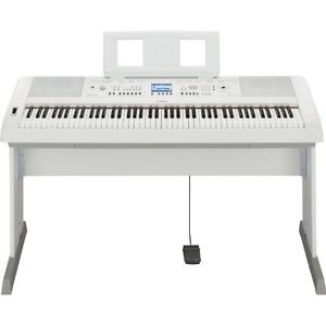 Yamaha DGX650B Pianoforte Digitale, 88 Tasti, Nero Satinato