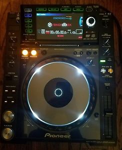 Pioneer CDJ 2000 Nexu Digital DJ Turntable cdj2000 &  Road Runner travel case