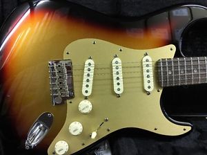NOS Fender American Standard Stratocaster W/HSC V Neck Metallic 3 Tone