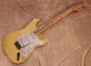 Fender Japan ST72-58US with Soft case E-Guitar Free Shipping