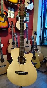 Tokai Super Folk Electro Acoustic Guitar + GIGBAG