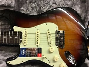 New Fender American Elite Stratocaster Left Hand Strat W/HSC 3 Tone Sunburst
