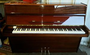 upright piano