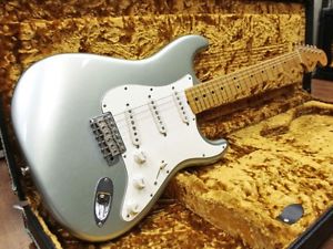 Fender Limited Edition 1966 Stratocaster Closet Classic FREESHIPPING/123