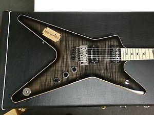 Dean USA CUSTOM SHOP DIMEBAG DARRELL ROOTS ML 2016 Trans Black 6 String Guitar F