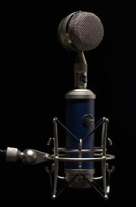 Blue Microphones BOTTLE ROCKET STAGE ONE Microphone w/B8 Capsule with SKB Case