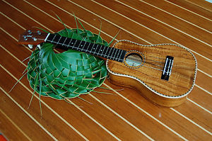 KAMAKA "Ohta San" Ukelele, Rare Mint! $1575