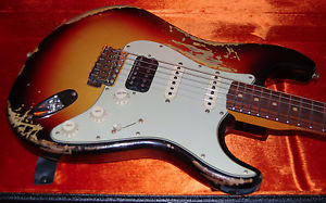2016 Fender 1962 Heavy Relic Stratocaster 3-Tone Sunburst Handwound P/U's HSS