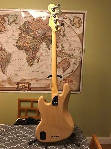 fender american deluxe jazz bass