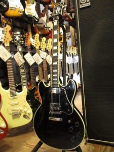 Gibson Midtown Custom Black w/hard case F/S Guiter Bass From JAPAN #T647