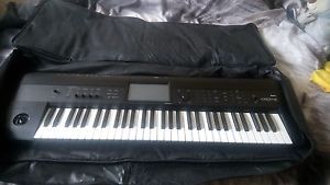 Korg KROME