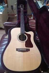 2011 Guild D-50CE Acoustic Electric Guitar with deluxe Case ABSOLUTELY GORGEOUS!