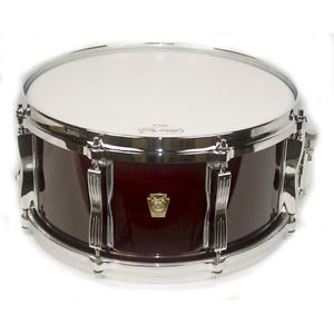 Ludwig 6.5X14" Classic Maple Custom 8-Lug Snare, Cherry Stain