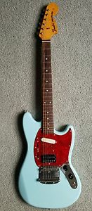 Fender Kurt Cobain Mustang sonic blue