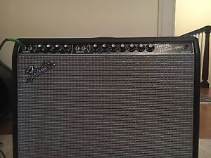 Fender Reissue '65 Twin Reverb 85 watt Guitar Amp