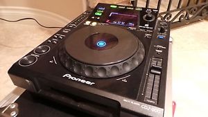 Pioneer Model CDJ-900 CD Professional Tabletop Multi Player W/ CASE Great Price