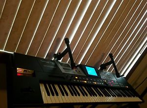 arranger keyboard Roland VA-76