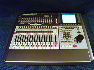 Roland VS2480 Digital Audio Workstation ~HRD ~24 track/24 bit ~motorized faders