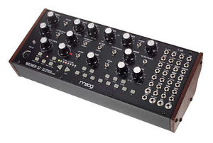 Moog Mother 32 Semi Modular Análago Sintetizador & Secuenciador