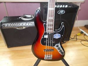 New Fender American Deluxe Jazz Bass 3-color Sunburst Rosewood Fretboard