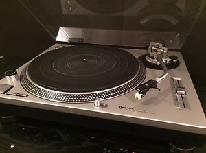 Technics SL-1200MK2 Direct Drive Turntable - Superb Condition - READY TO USE!